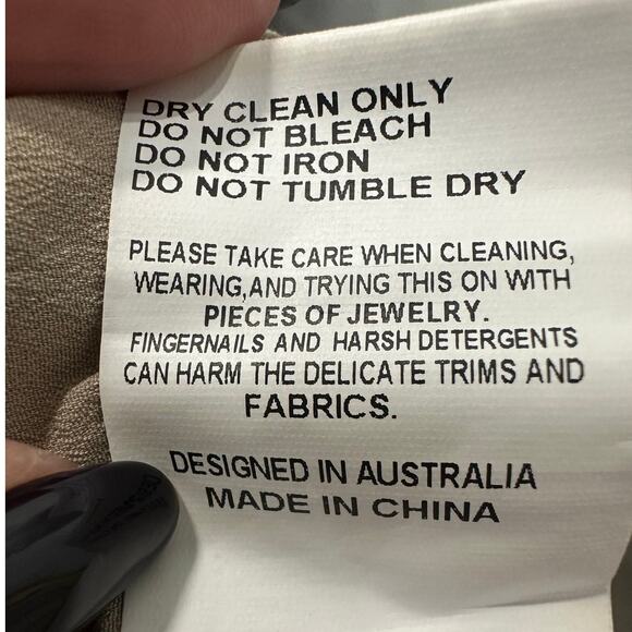 Elliatt Flora Print Strapless Georgina Hi-Slit Maxi Dress Green Women's Size S - Picture 9 of 9